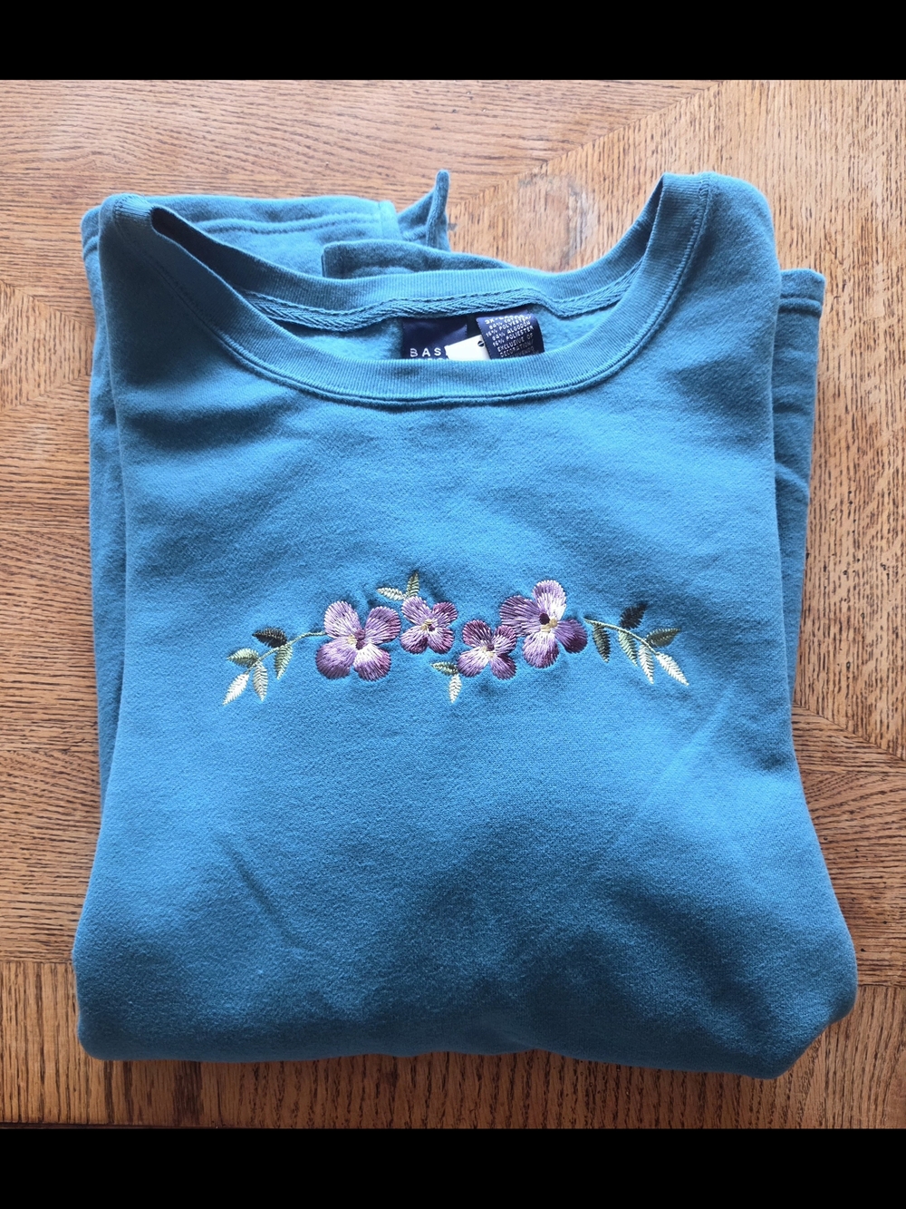 Basic Editions Deadstock Floral Embroidered Crewneck Sweatshirt 3X NWT
